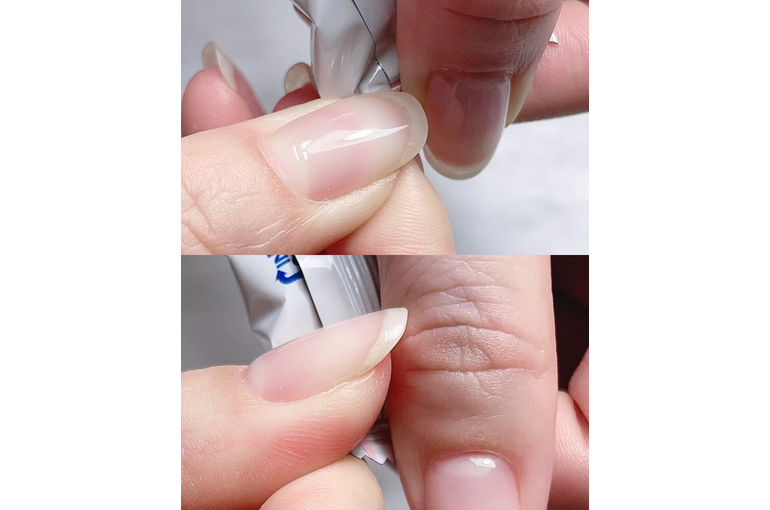 飴開けている手の使い方
